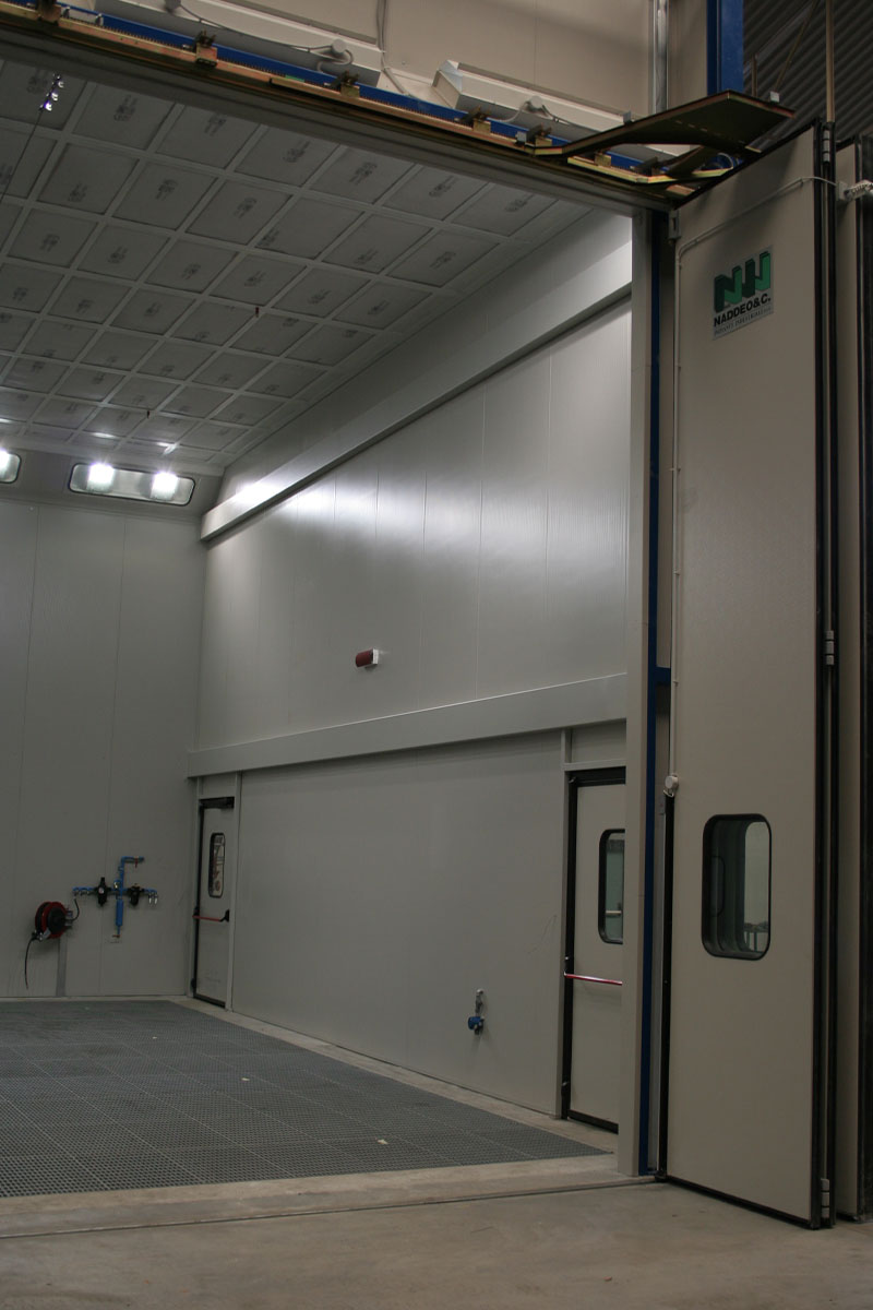 Access with folding door